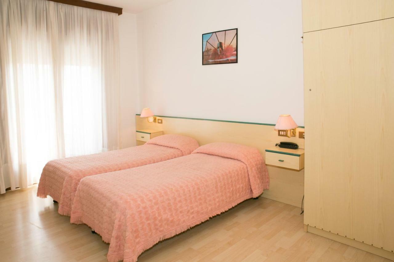 Hotel San Marco Lido di Jesolo Buitenkant foto